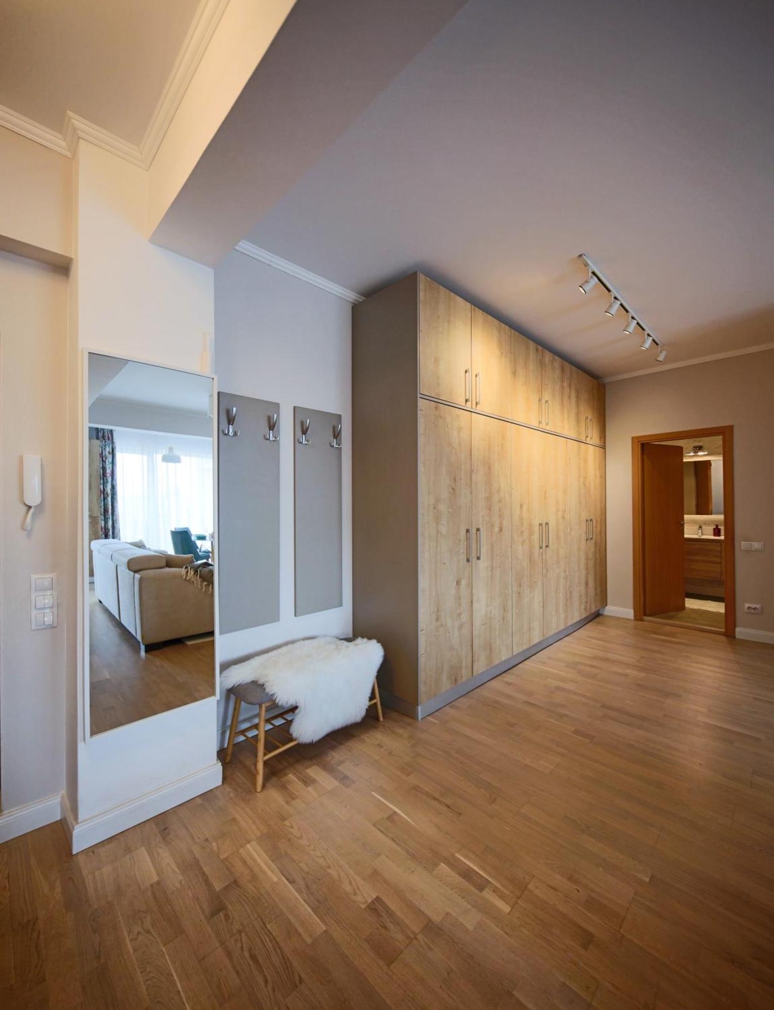 Stylish Condo - Parking And Balcony Kolozsvár Kültér fotó